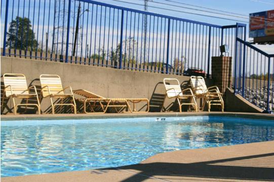 Days Inn By Wyndham Nashville N Opryland/Grand Ole Opry Bagian luar foto